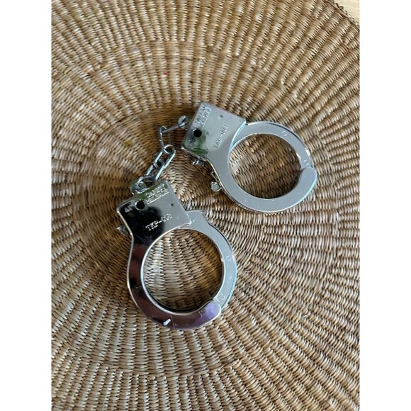 Pretend Play Handcuffs - Picture 1 of 9